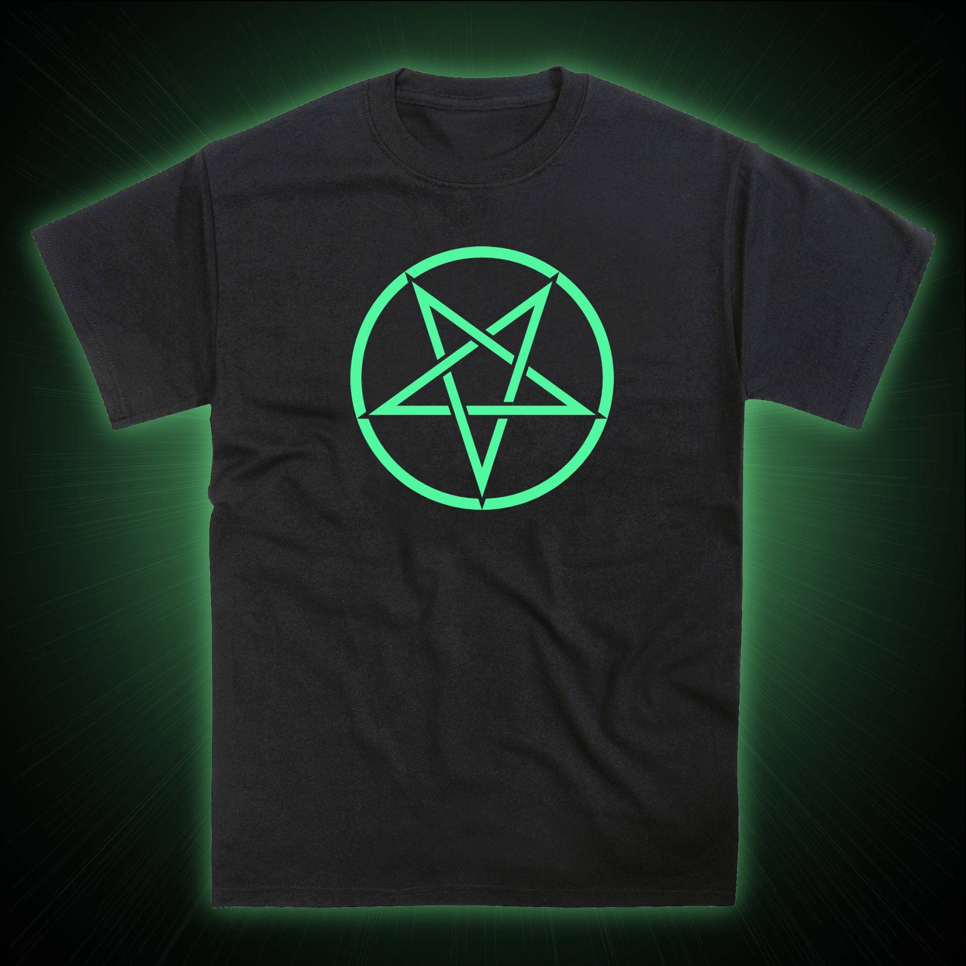 Pentagram Umgekehrtes Glow in The Dark T-Shirt von nerdkeyz