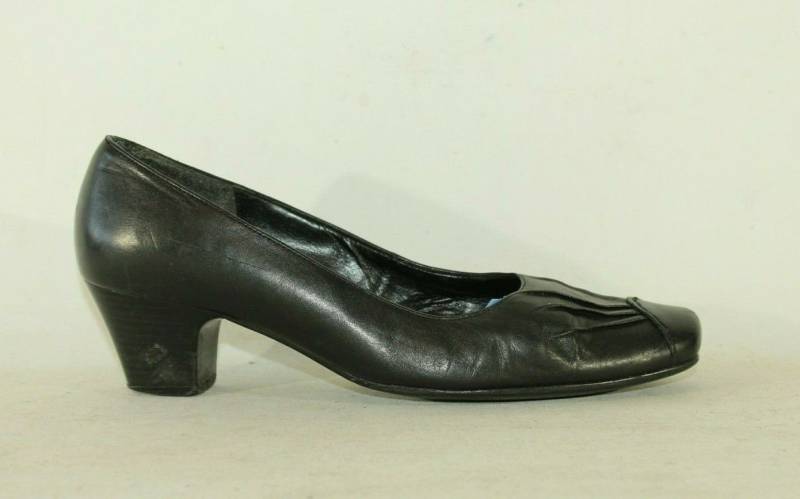 Vintage Damen Schwarz Leder Gabor Slip On Faltenplatz Lässig Mid Heel Schuhe 6, 5/40 von neringasvintageshop