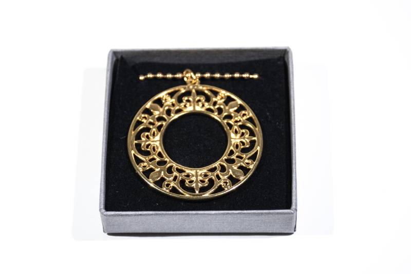 Ornament-Anhänger Gold An Kette von nerosmanufaktur