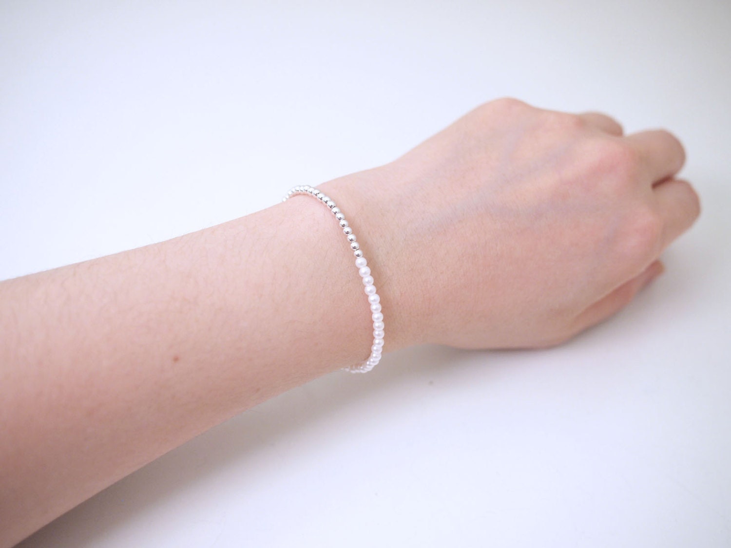 Zierliche Blockperle/Silber Perlen Armband Zierliche Blockperle/Silber Perlen Armband von nesnis