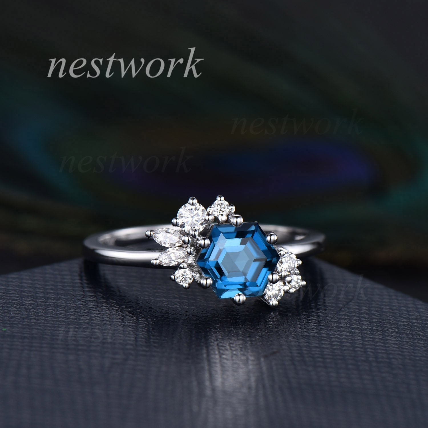 Hexagon Schliff Lodon Blau Topas Ring Unikat Cluster Verlobungsring 14K Weißgold Sterling Silber 6 Prong Moissanit Ehering Frauen Geschenke von nestwork