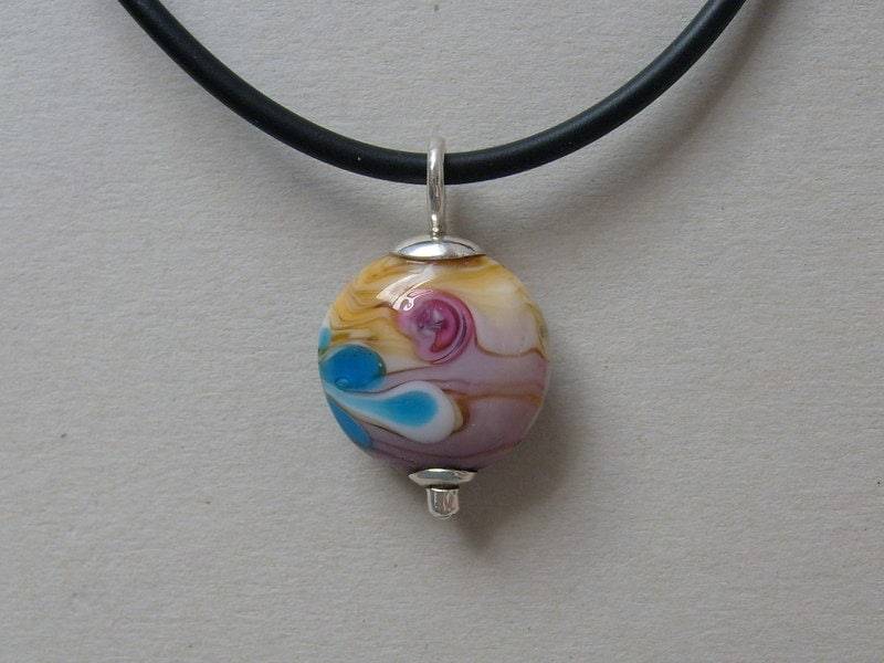 Silberanhänger Mit Bunter Glasperle von netteschmuck