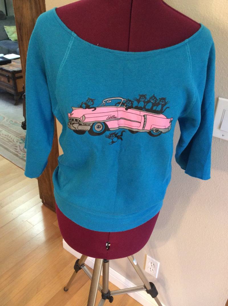 Jahrgang Cadillac Und Katzen Abgeschnitten Swearshirt von neverlandvintageco