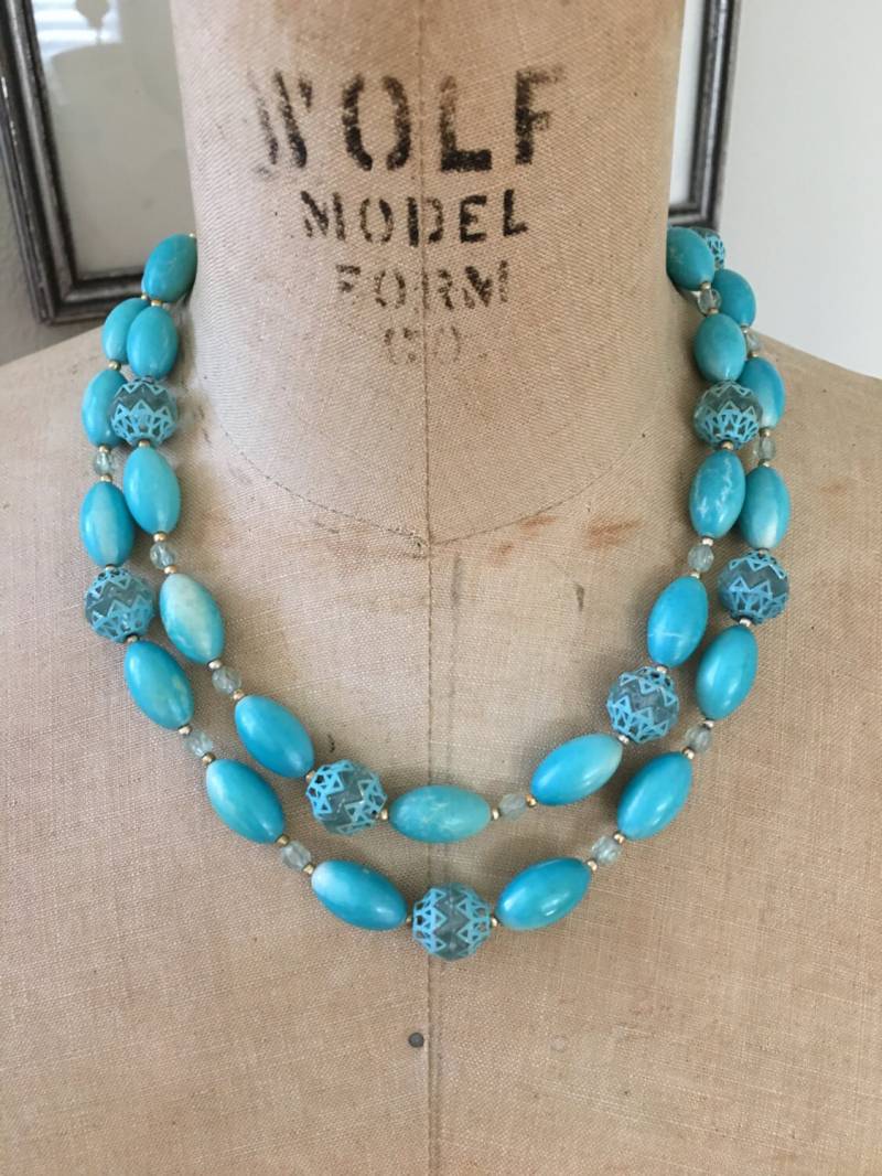 1960 "S Kunststoff Türkis Doppel Perlenkette von newgenerationvintage