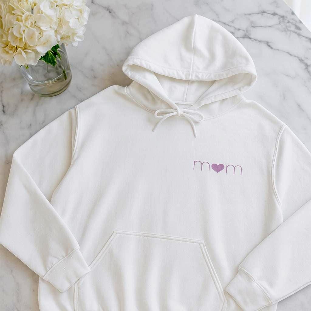 Mom Hoodie Mit Herz - Cozy Mama Pullover | Geschenk Für Mütter, New Moms Und Mother's Day Pink Girly Mom Sweater von newmomfindsshop