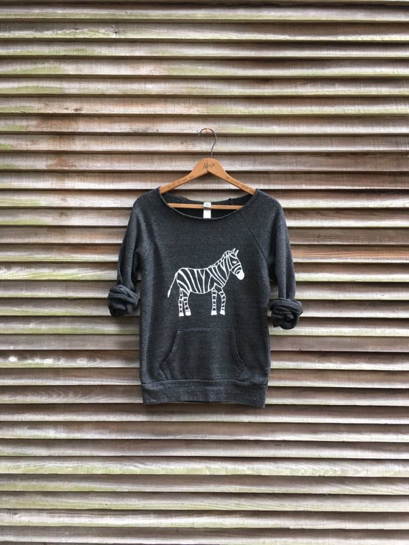 Mischt Sich Nicht in Zebra Sweatshirt, Top, Kuscheliger Pullover von nicandthenewfie