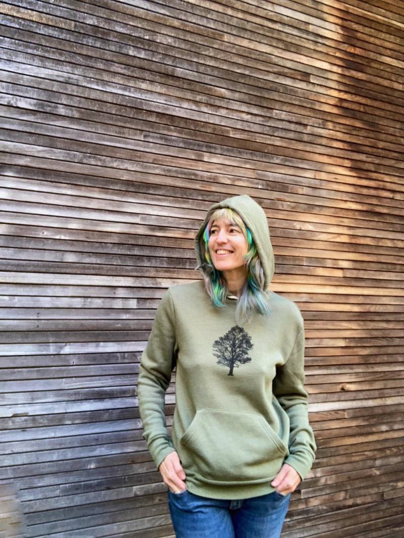 Kuscheliger Fleece Eichenbaum Hoodie - Unisex Wanderpullover von nicandthenewfie