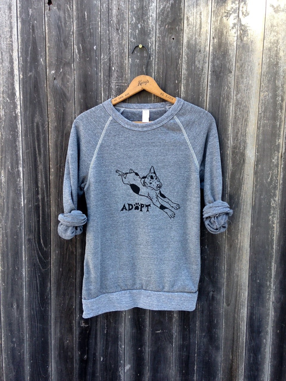 Adopt A Hunde Sweatshirt Handgezeichnetes Mutt Rettungs Shirt von nicandthenewfie
