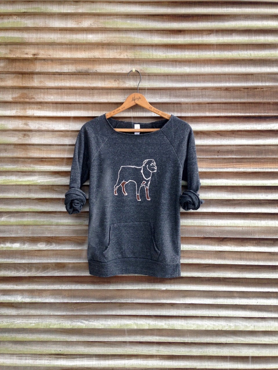 Rottweiler Sweatshirt Bio-Baumwollmischung, Rohkanten-Ausschnitt von nicandthenewfie