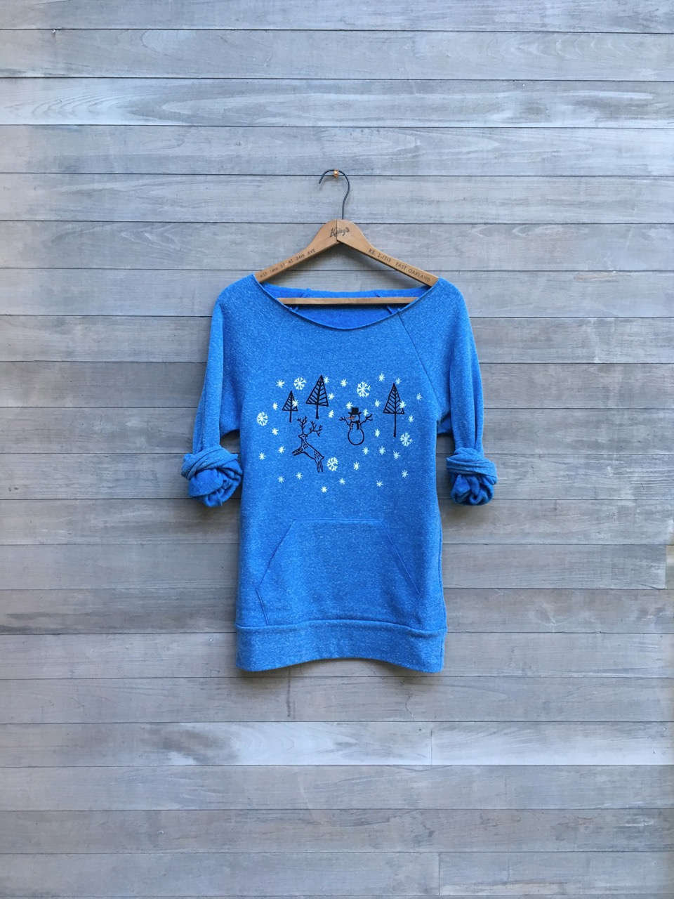 Weihnacht-Pullover Aus Bio-Baumwolle Handbemalter Schneemann-Weihnachts-Sweatshirt von nicandthenewfie