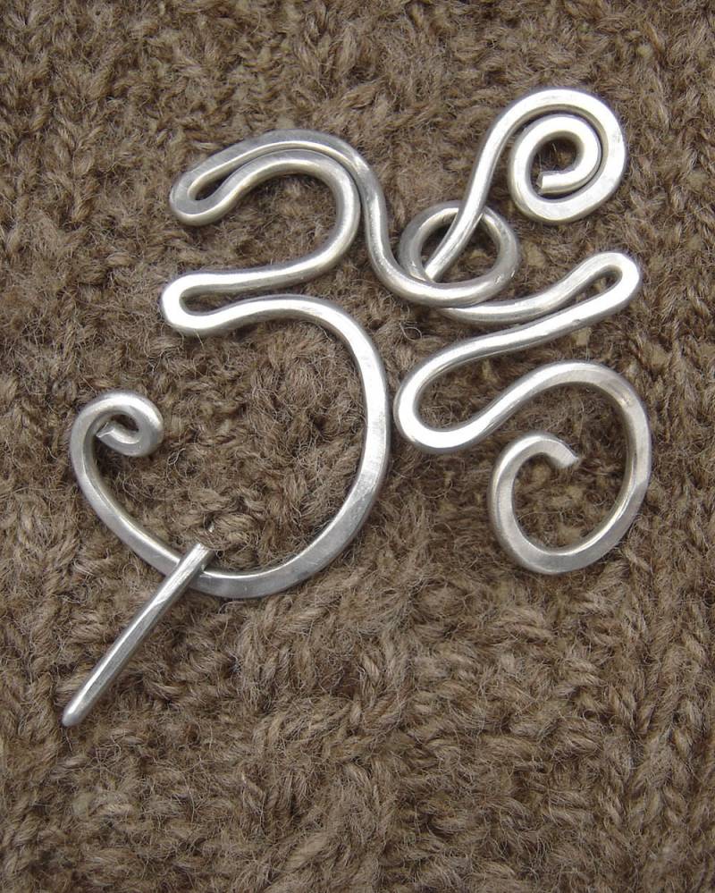 Om Schalnadel, Pullover Brosche, Verschluss, Haarnadel Yoga Schmuck, Symbol Leichten Aluminiumdraht, Schmuck Geschenk Für Frauen Om Schalnadel, Pullover Brosche, Verschluss, Haarnadel Yoga Schmuck, Symbol Leichten Aluminiumdraht, Schmuck Geschenk Für Frauen von nicholasandfelice