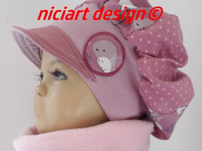 Ballonmütze Ballon Mütze Cap Jersey & Polarfleece Herbst Winter Bündchen Schirm Rosa Beere Wale Niciart Design von niciartdesign