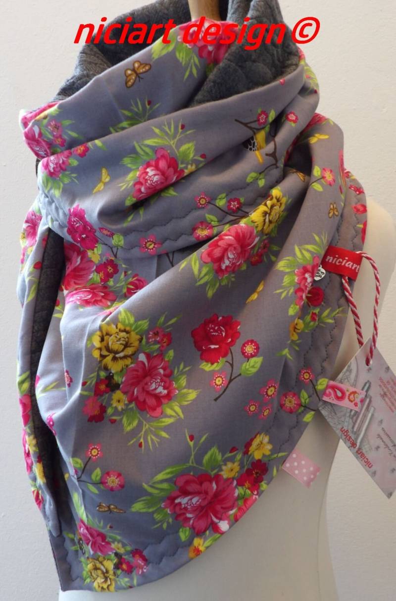 Damenschal Wende Dreiecksschal Dreieckstuch Wickelschal Bw U Strickjacquard Zopfmuster Piepmatz Niciart Design von niciartdesign