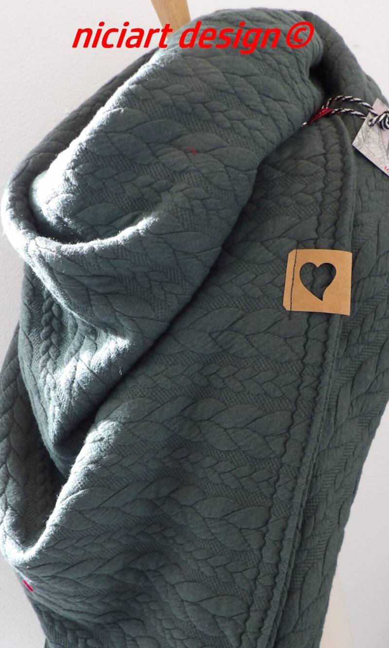 Damenschal Xxl Plaid Dreiecksschal Schal Stola Altgrün Oldgreen Dunkel Salbei Feinstrick Jaquard Zopfmuster Niciart Design von niciartdesign