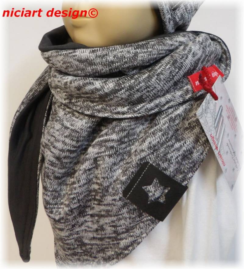 Niciart Designer Dreiecksschal Kinder Wickelschal Strickschal Baumwollstrick Schal Grau Schwarz Meliert Sweat Knöpfe U Schlaufe von niciartdesign