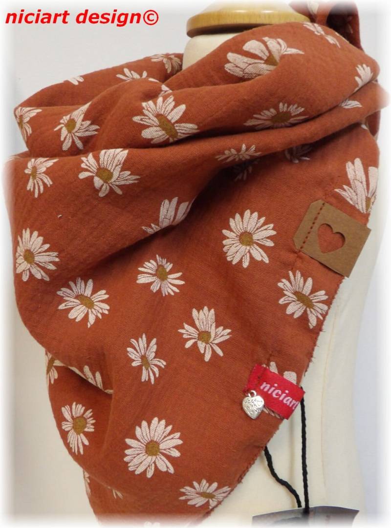 Niciart Designer Kinder Halstuch Wende Kinderschal Dreieckstuch Musselintuch Rostrot Blumen Musselin 100% Baumwolle von niciartdesign