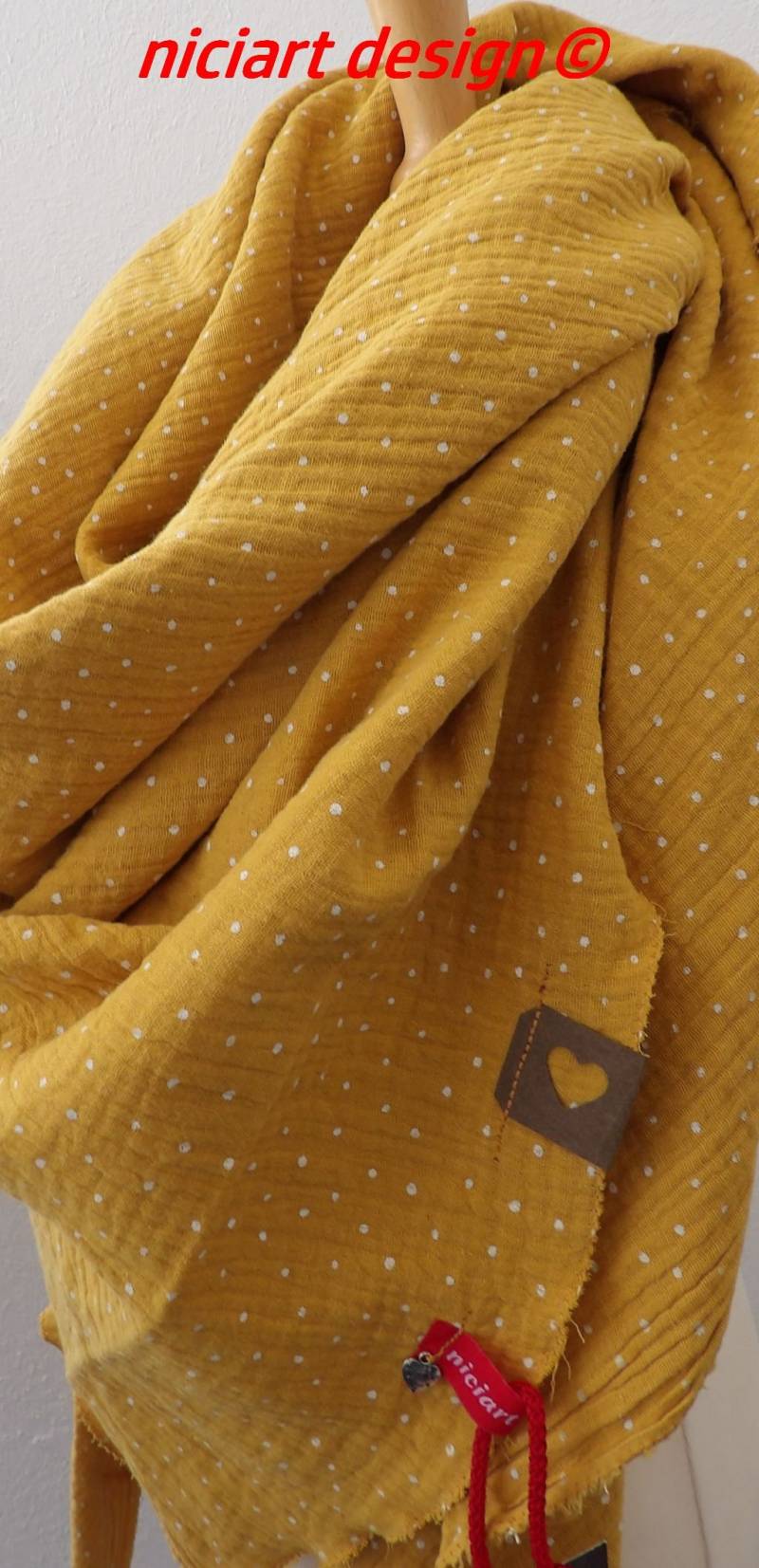 Niciart Designer Xxl Damen Damentuch Musselintuch Damenschal Dreieckstuch Schal Senf Gelb Pünktchen 100% Baumwolle Musselin von niciartdesign
