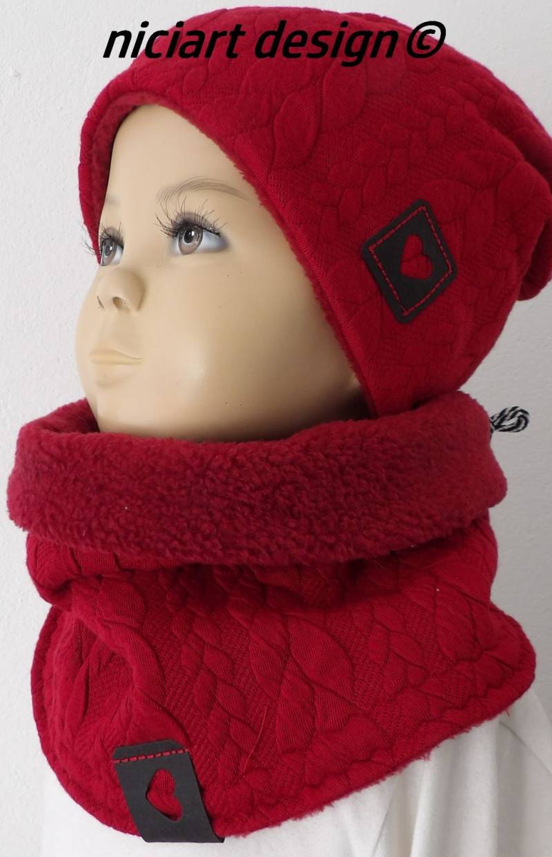 Set Beanie U Loop Schal Kuschel Mütze Winterschal Kinder & Damen Jacquardstrick Zopfmuster Polarfleece Chilli Rot Niciart Design von niciartdesign