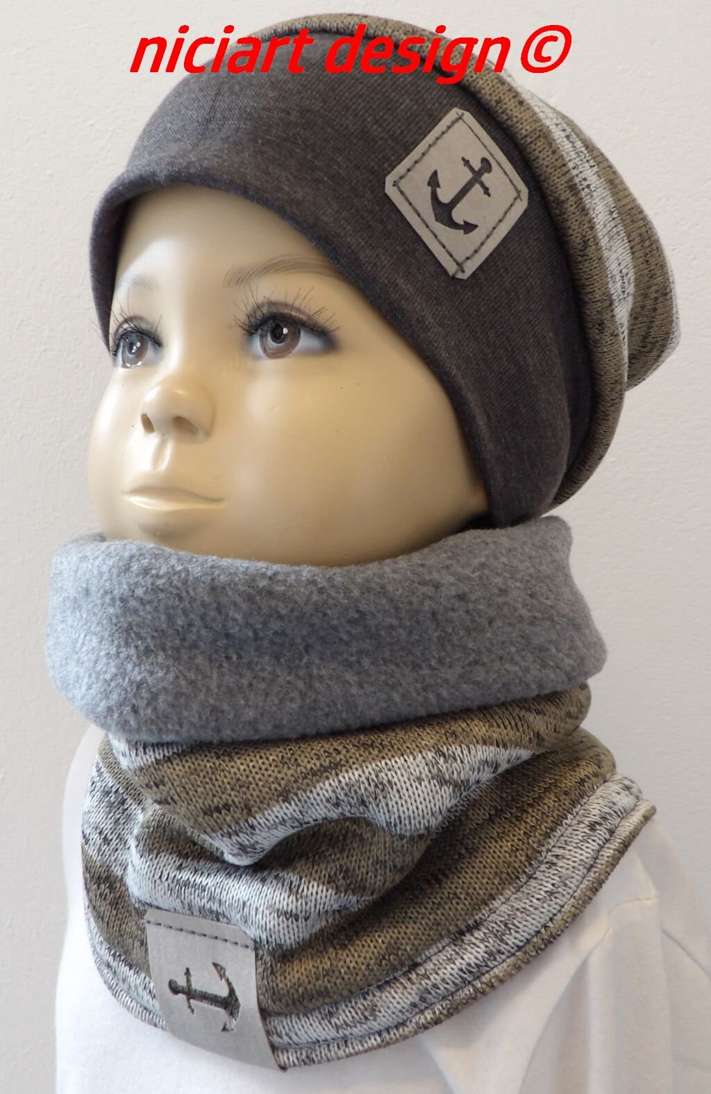 Set Herbst Winter Bündchen Mütze U Loop Schal Beanie & Halstuch Bw Strick Polarfleece Hellbraun Grau Meliert Streifen Niciart Design von niciartdesign