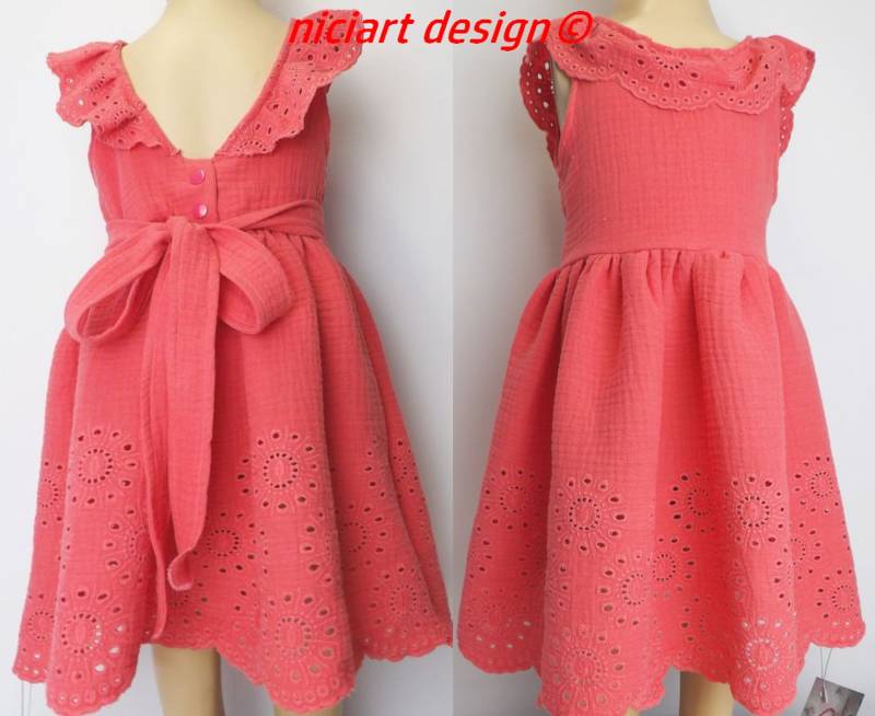 Sommerkleid Blumenmädchen Partykleid Einschulungskleid Musselinkleid Lochstickerei Bogenkante Koralle Uni Wahlw. Bolerojacke Niciart Design von niciartdesign