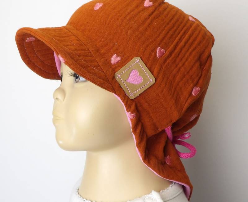 Sommermütze Nackenschutz Sommerhut Schirmmütze Musselinmütze Musselin 100% Baumwolle Rostrot Rosa Herzchen Niciart Design von niciartdesign