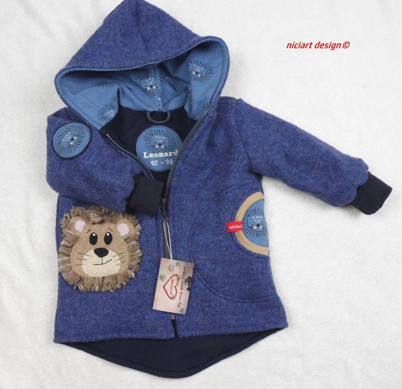 Walkjacke Wollwalkjacke Gefüttert Namensstick Inkl Baby U Kinderjacke Jeansblau Meliert Kleiner Löwe 100% Schurwolle Niciart Design von niciartdesign
