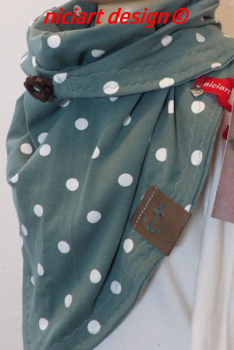 Wickelschal Dreiecksschal Kinder Schal Bw Jersey & Sweat Wendbar Altgrün Punkte Knöpfe U Schlaufe Z Fixieren Niciart Design von niciartdesign