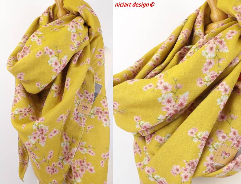 xxl Musselintuch Damentuch Damenschal Dreieckstuch Kirschblüten Rosa Auf Senfgelb Limitiert 100% Baumwolle Niciart Design von niciartdesign