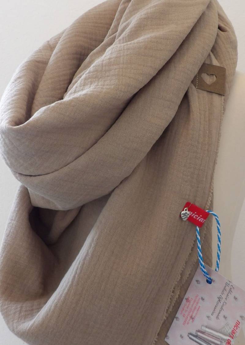 xxl Musselintuch Damentuch Damenschal Dreieckstuch Schal Taupe Karamel Dunkel Beige Sand Uni 100% Baumwolle Musselin Niciart Design von niciartdesign