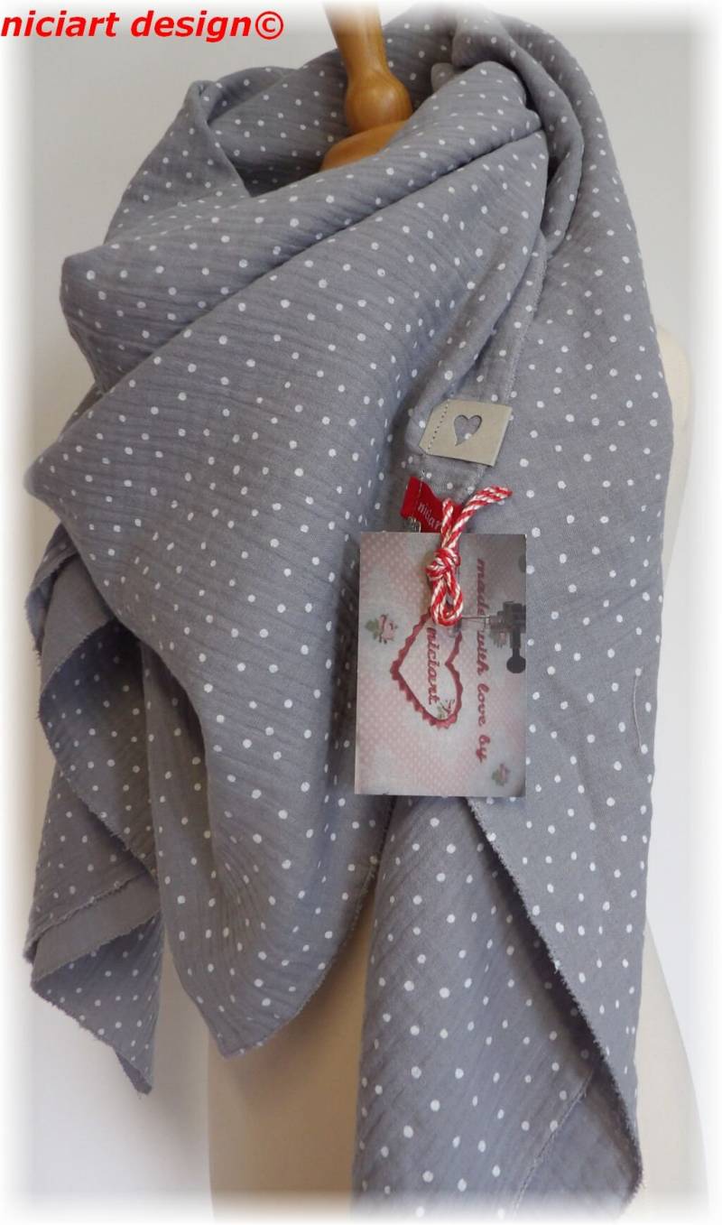 xxl Musselintuch Damentuch Dreieckstuch Schal Hellgrau Pünktchen 100% Baumwolle Double Gauze Niciart Design von niciartdesign