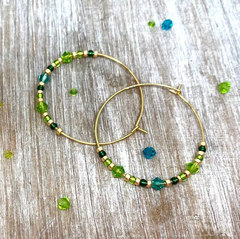 Creolen in Gold-Grün - Geschenk Für Frauen von nicisperlenzauber