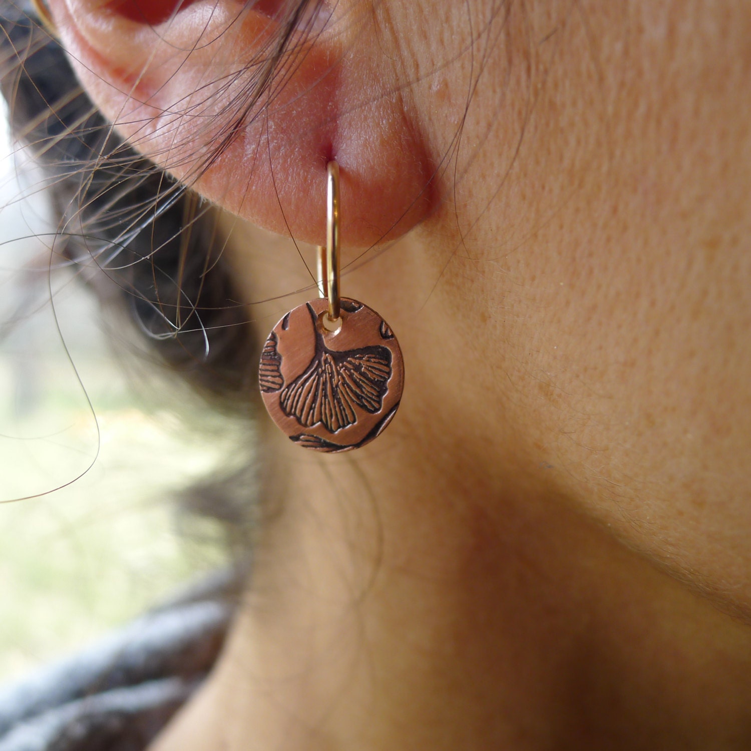 Kupfer-Ginkgo Ohrringe ~ Handgemachte Creolen Boho Runde Anhänger Kupfer Kreis Bronze Spitze Sterling Silber 14K Gold Fill Kupfer-Ginkgo Ohrringe ~ Handgemachte Creolen Boho Runde Anhänger Kupfer Kreis Bronze Spitze Sterling Silber 14K Gold Fill von nicolebigg