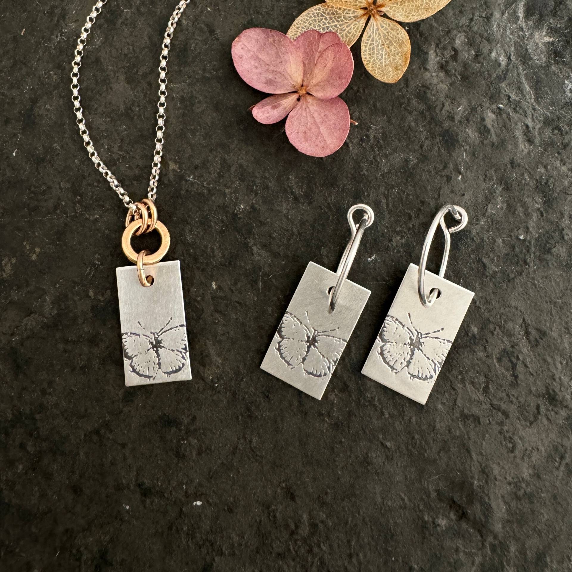 Schmetterling ~ Mali Ohrringe Halskette Silber Charme Schmetterling ~ Mali Ohrringe Halskette Silber Charme von nicolebigg