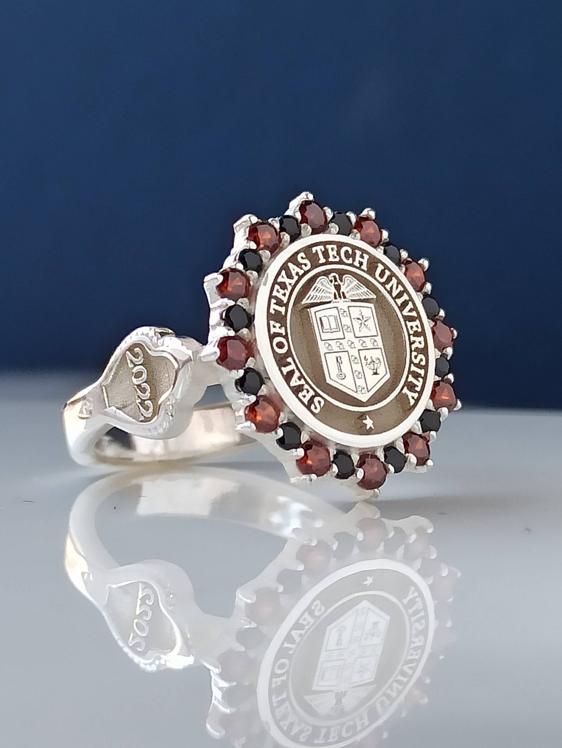 Frauen Ring, Uni Ring, Graduation Ring, Personalisiertes Geschenk, Personalisierter Schmuck, Ring, Halloween Geschenk, Geschenk, Geschenke Für Sie von nidajewelers