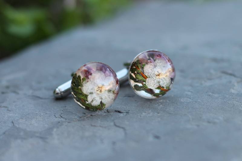 Blumen-Manschettenknöpfe/Herren-Manschettenknöpfe Accessoire Für Männer Aus Harz Und Vergissmeinnicht Geschenk Ihn, Handgefertigt in Frankreich von nididees