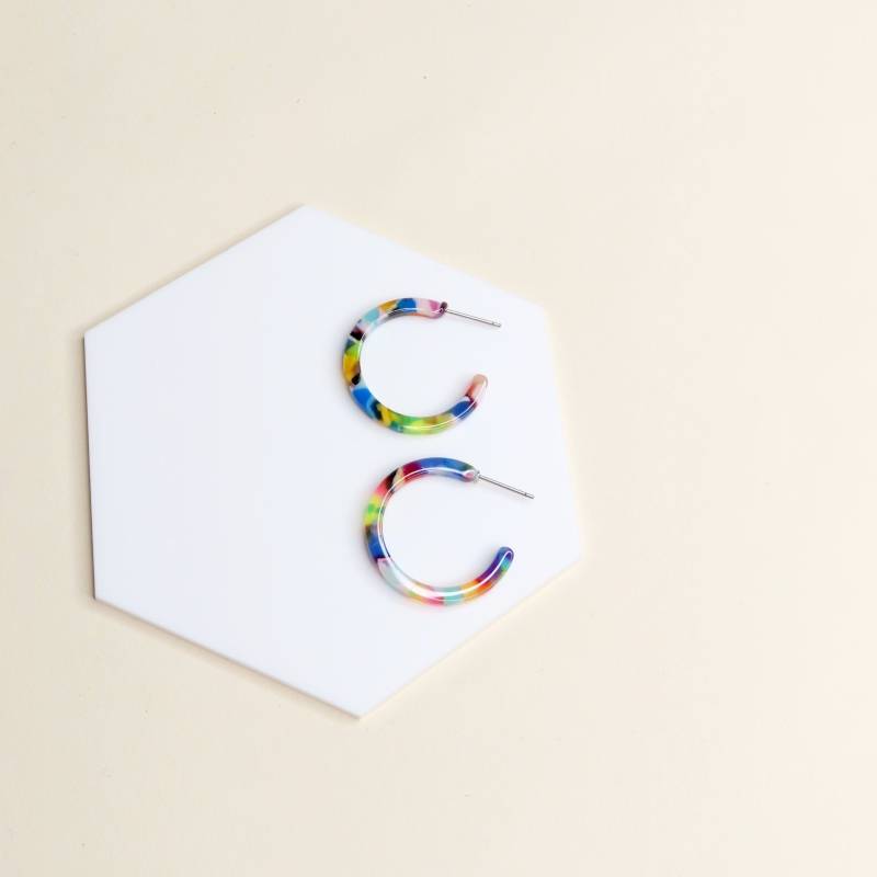 Colorful Confetti Acetate Earrings von niemalsmehrohnede