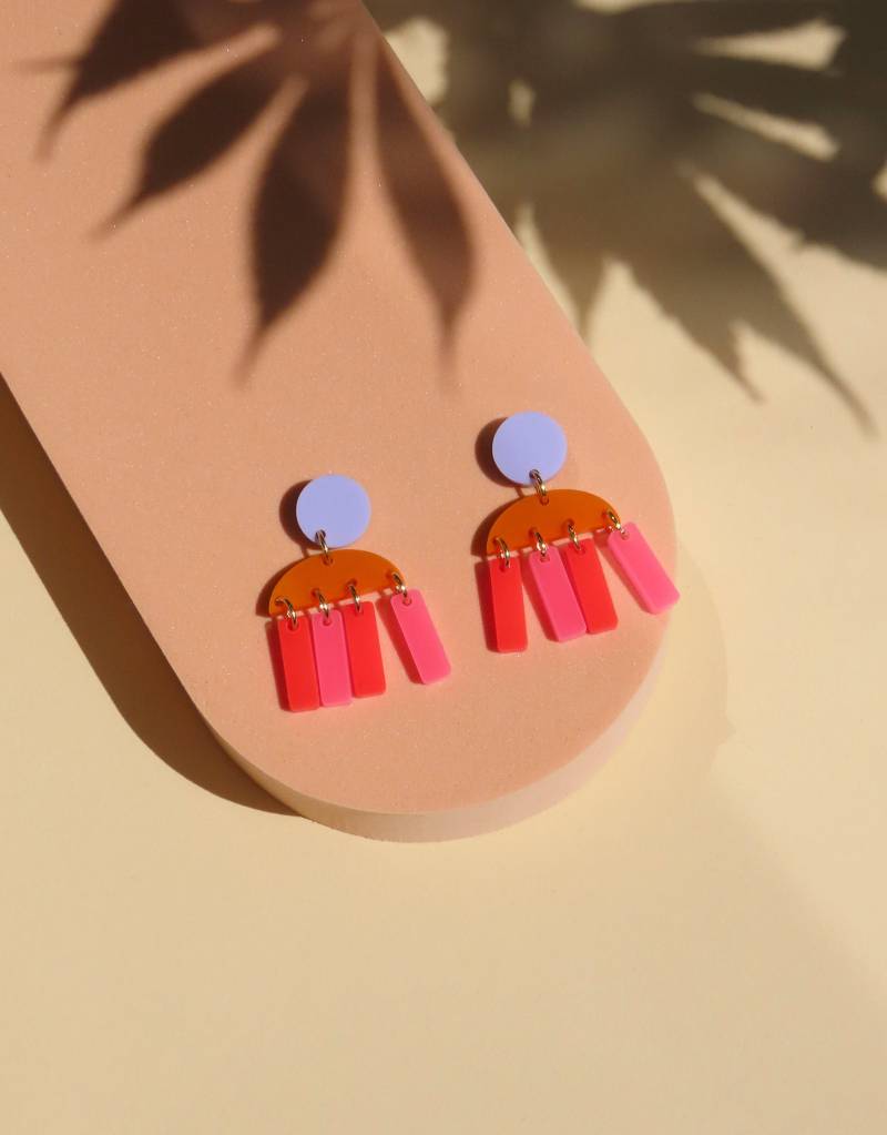 Stripes Pink Feuerrote Statement Ohrringe Mit Edelstahl Steckern von niemalsmehrohnede