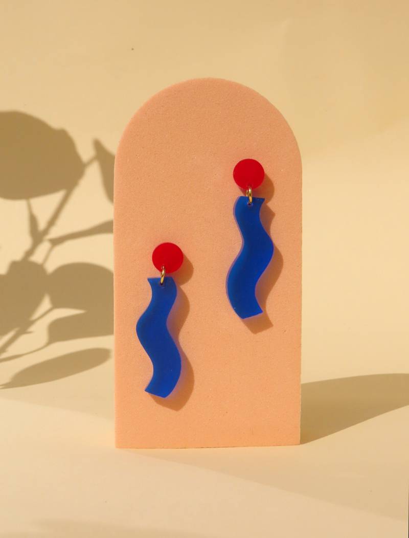 Wormly Ohrringe Mit Edelstahl Steckern in Rot Tintenblau von niemalsmehrohnede