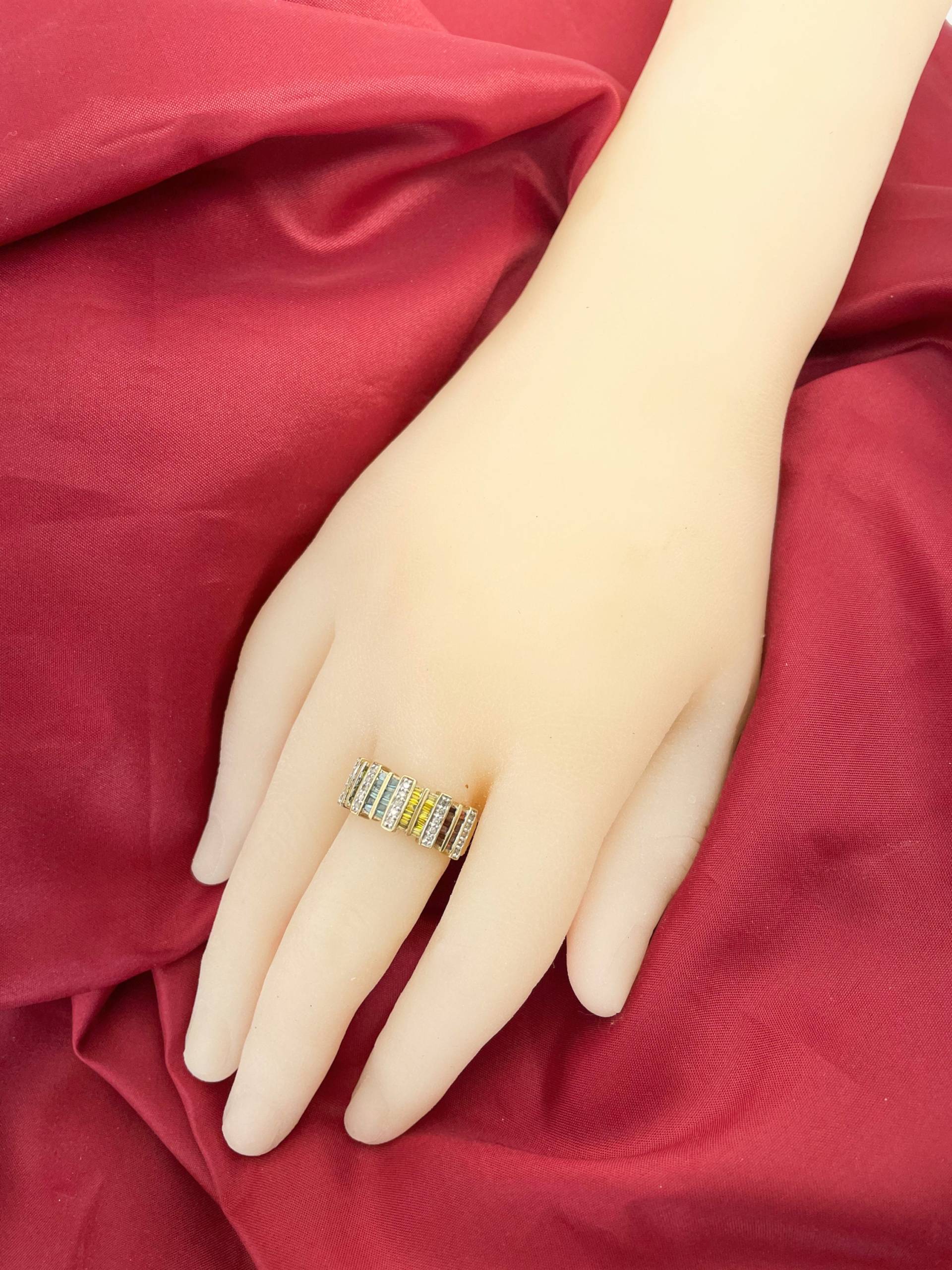 Vintage 9Ct Gold Multi Hued Saphire & Diamanten Baguette Set Ring von ninemaidensjewels