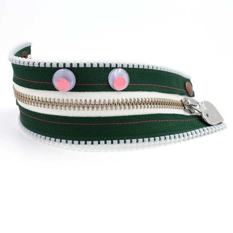 Gumdrop The Monster Zipper Armband in Grün, Weiss Und Pink. Größenverstellbar von nklugerdesigns