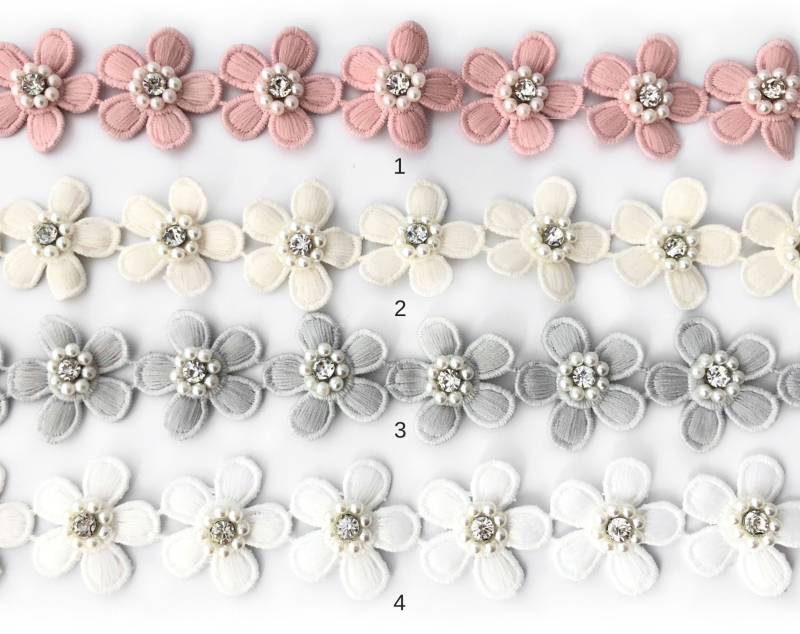 5 Bestickte Blumen Aufnäher, 35mm Applikation, Aufnäher Blume, Strass Blume Perlen Hochzeit Deko, 1-1/3 von nloiscrafts
