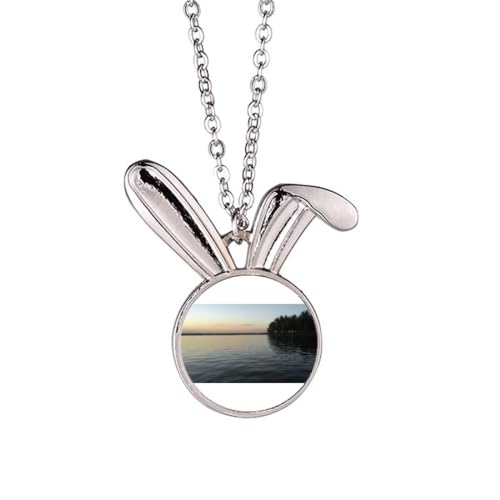 no/no Island Art Deco Halskette mit Hasen-Anhänger, Hase, Tierschmuck, Geschenk von no/no