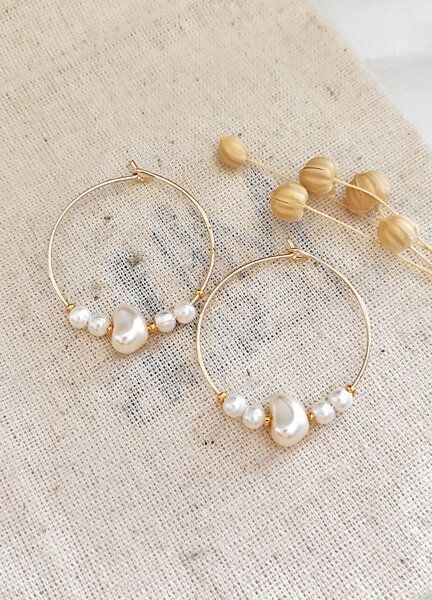 noca Vergoldete Creolen mit Kunststoffperlen auf Messing von noca