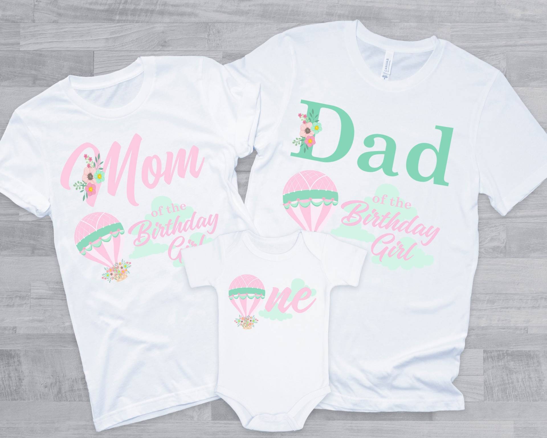 Heißluftballon Passende Familien Shirts - 1.geburtstag Mädchen, Mama Papa Oma Schwester Tante, Rosa Und Minze Blumen Erster Tag von noellebydesign