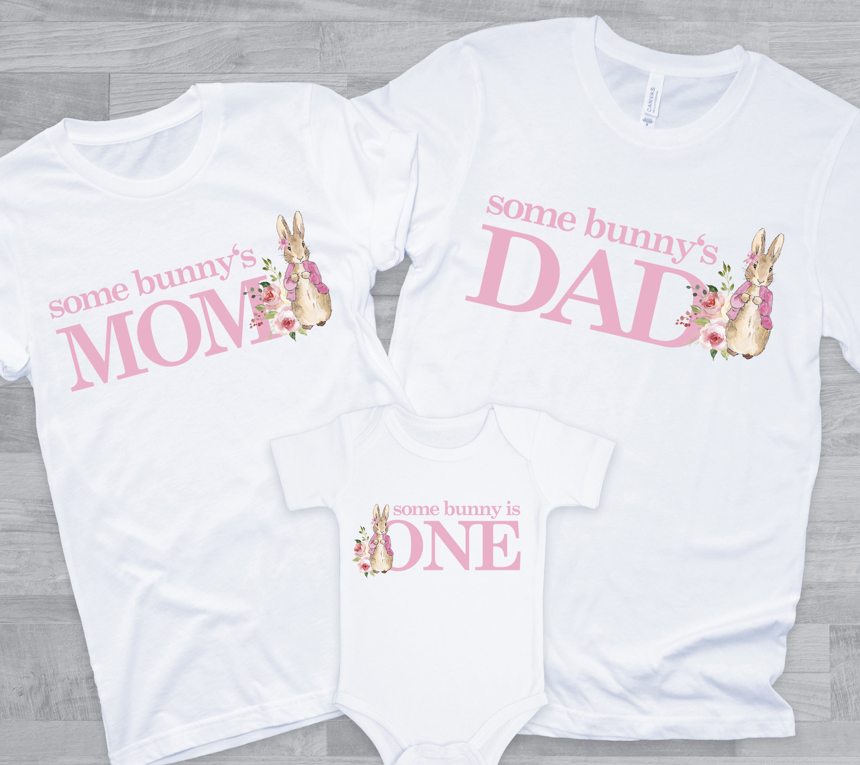 Peter Rabbit Familie T-Shirts Für Ihre 1.geburtstags-Party - Ein Häschen Ist Eins, 1.geburtstag Mädchen, Mama Papa Nana Bruder, Flopsy Kaninchen von noellebydesign