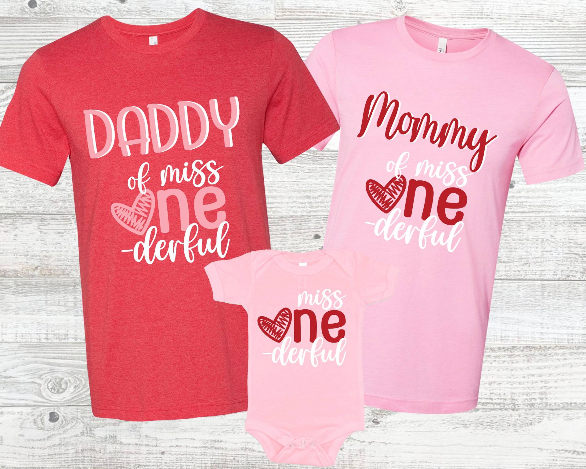 Rosa Und Rote Valentinstags-T-Shirts - Unsere Liebsten Geburtstag, Mama Papa Oma Schwester, Rosa Rot, Fräulein Onederful, Herz-Bday von noellebydesign