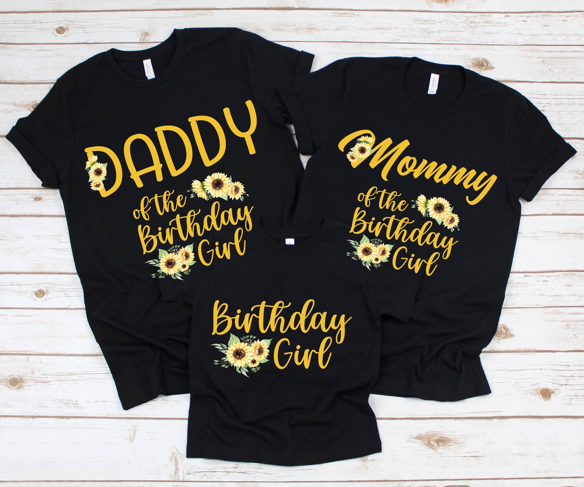 Sunflower Birthday Girl Auf Schwarzen Shirts - Schwarz Gelb Sonnenblume Geburtstag, Mama Papa Oma Bruder Schwester Tante Grammy, Herbst von noellebydesign