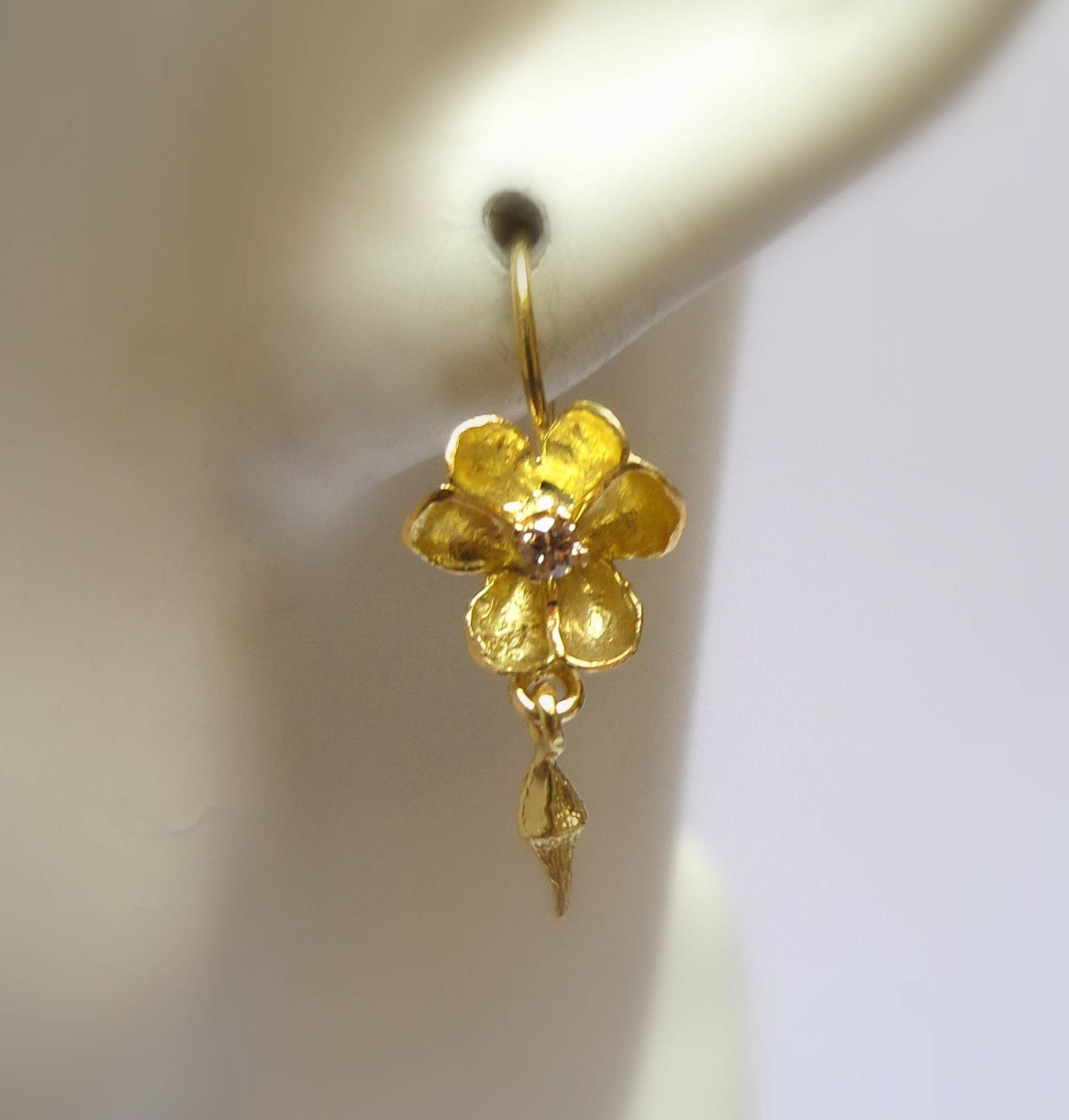 Blumen Ohrringe - Gold 18K Diamanten Samen Sammlung Versandkostenfrei von nogaseeds