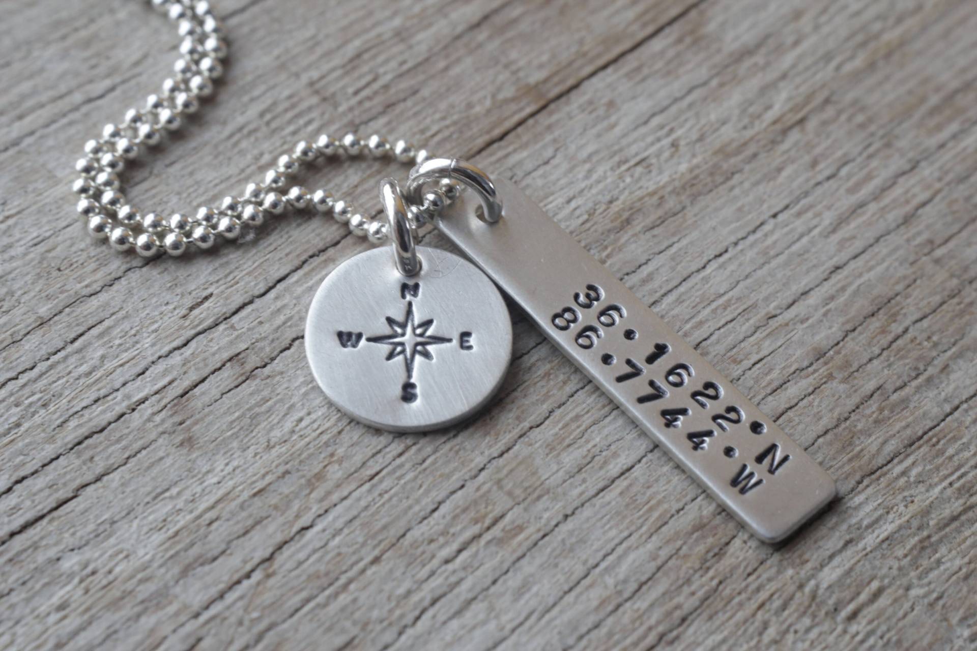 Fernbeziehung Schiff Schmuck/Koordinaten Halskette Für Freundin Fernweh Geschenk Zum Abschluss Personalisierte von noisycricket