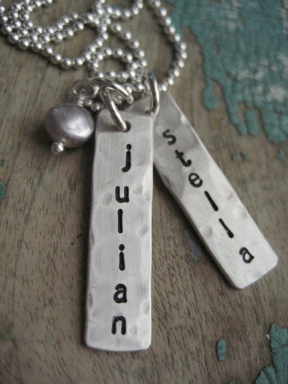 Personalisierte Gehämmerte Hand Gestempelt Schmuck Mama Namen Tags Halskette von noisycricket